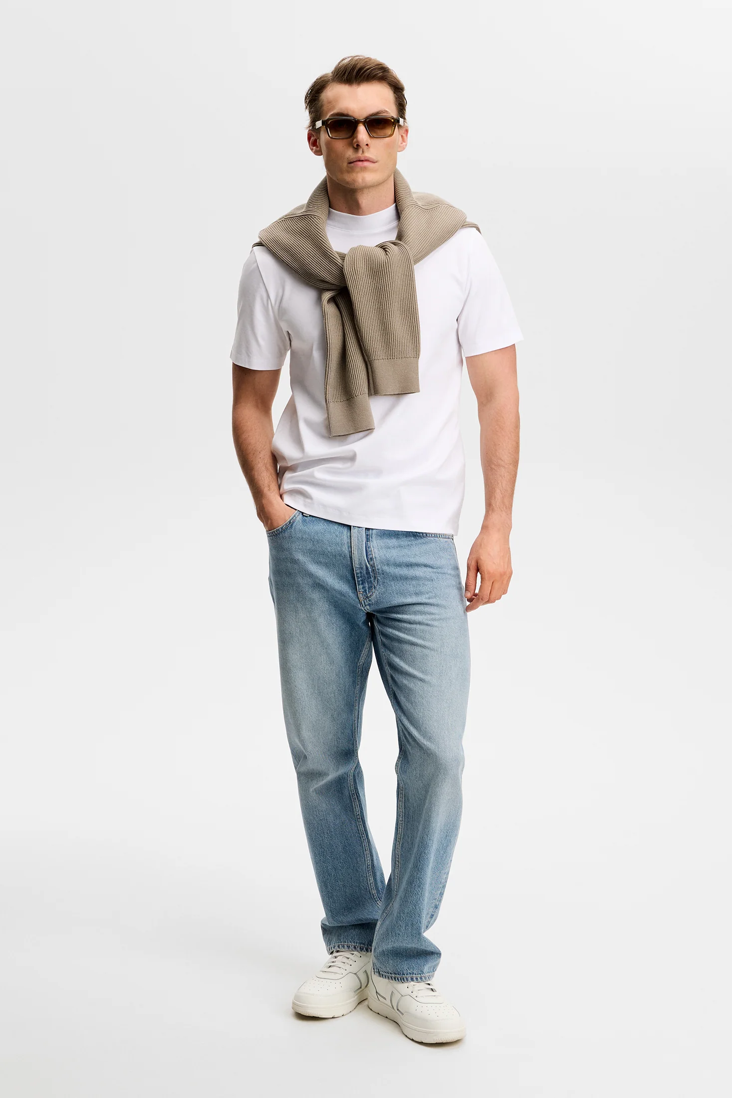 Ace Mock Neck T-Shirt / White - Image 4