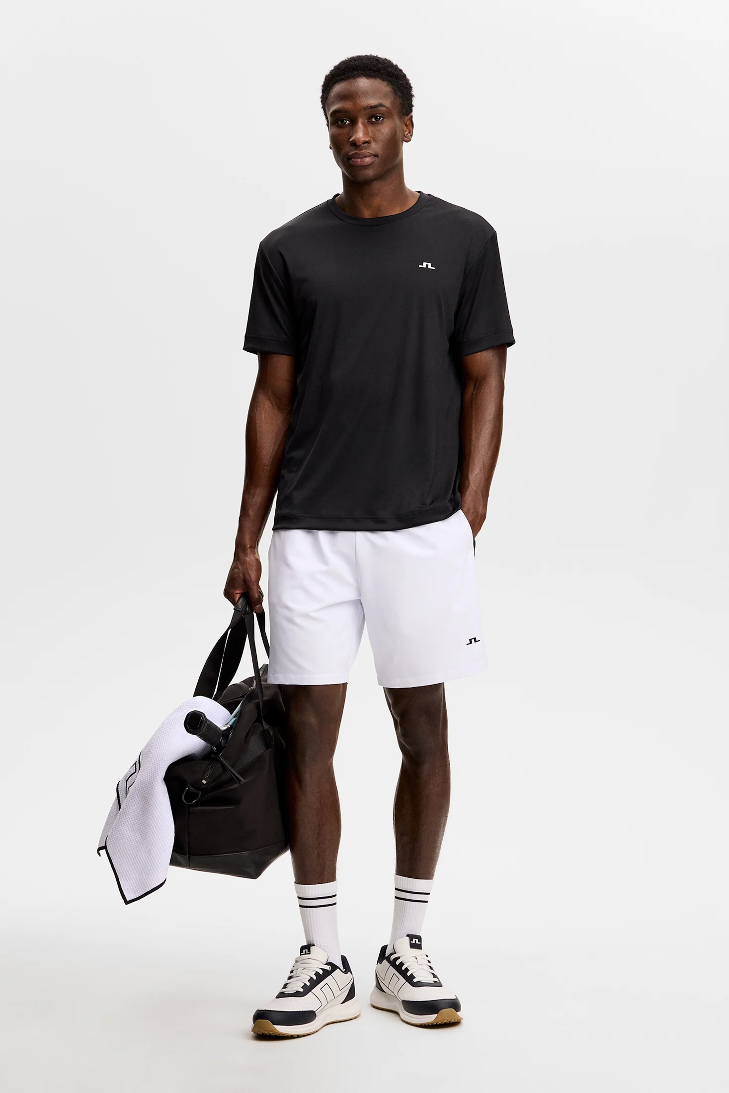 Ade T-shirt / Black - Image 4