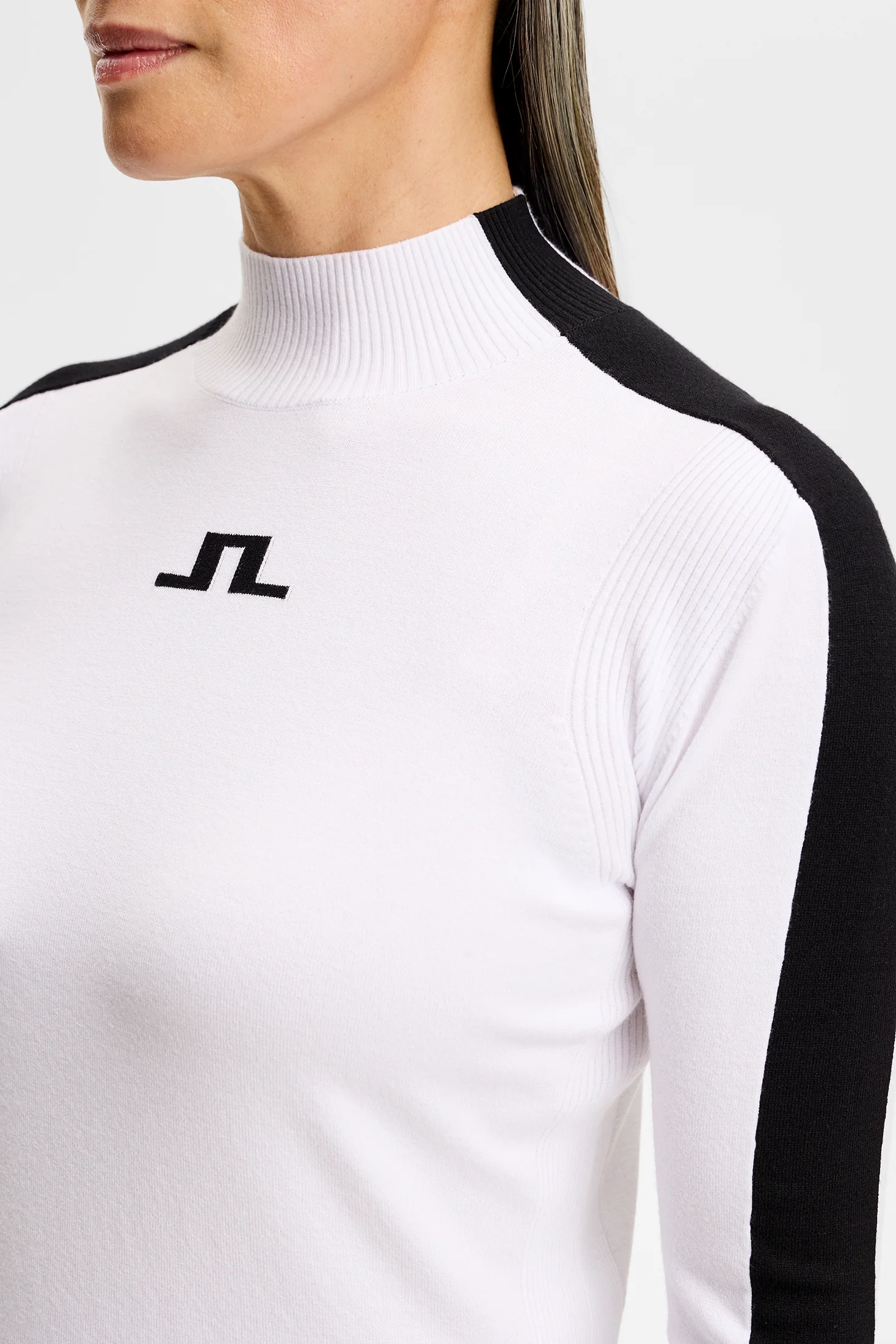 Adia Knitted Sweater / White - Image 5