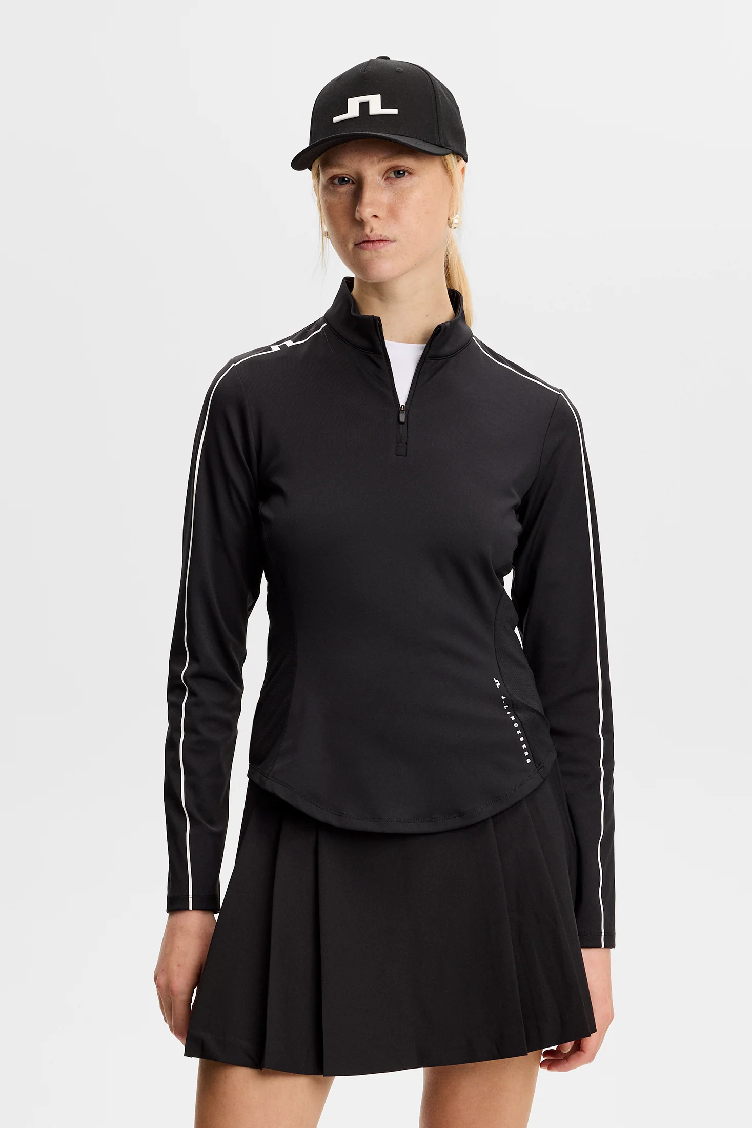 Adiola Quarter Zip Mid Layer / Black - Image 2