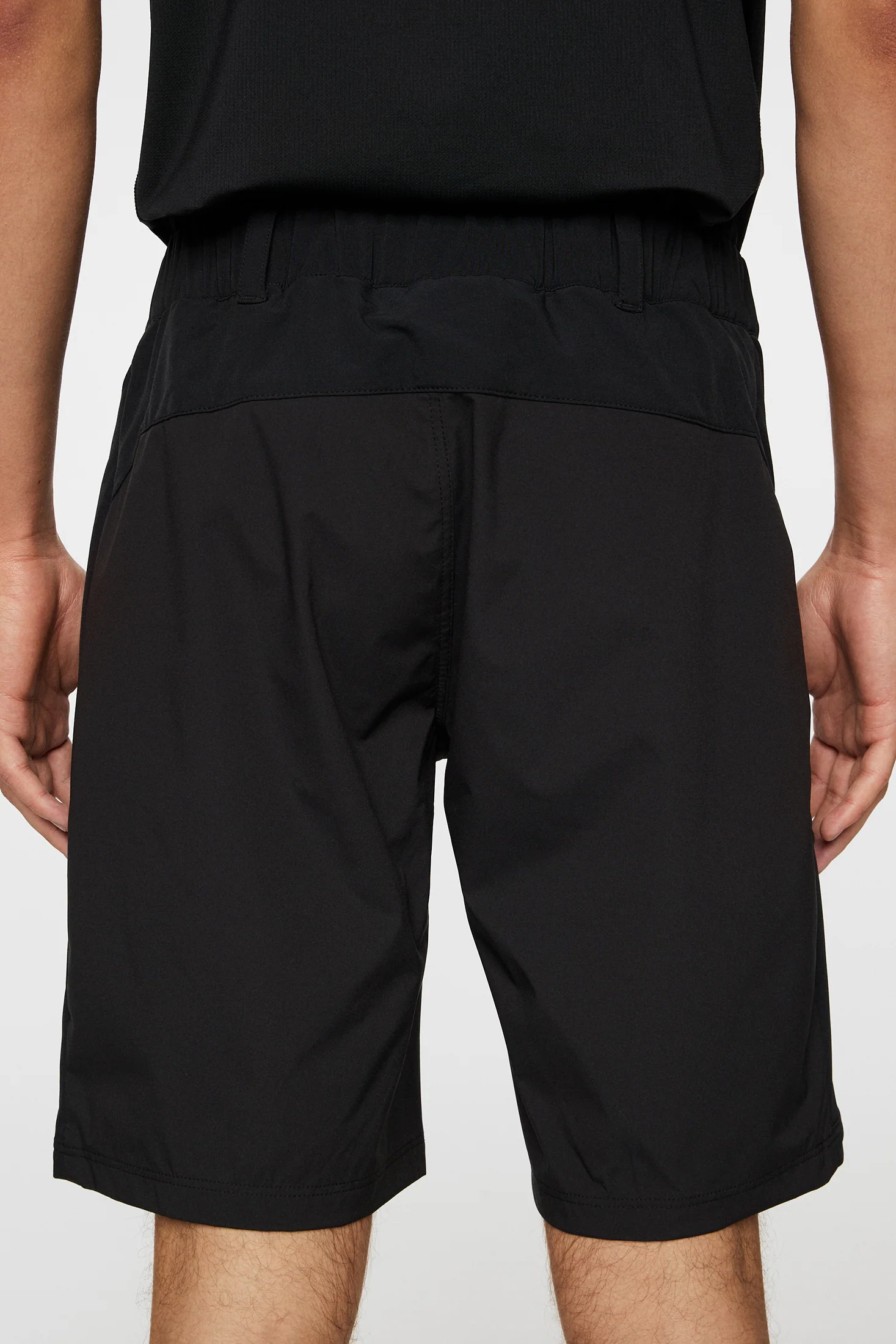 Adrian Softshell Shorts / Black - Image 6