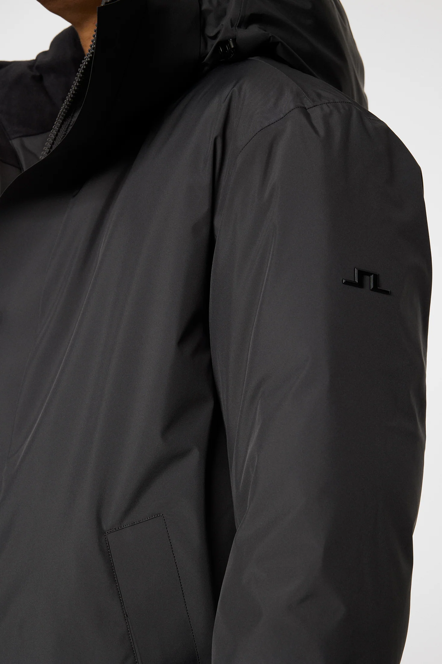 Alon 3L Down Parka / Asphalt - Image 7