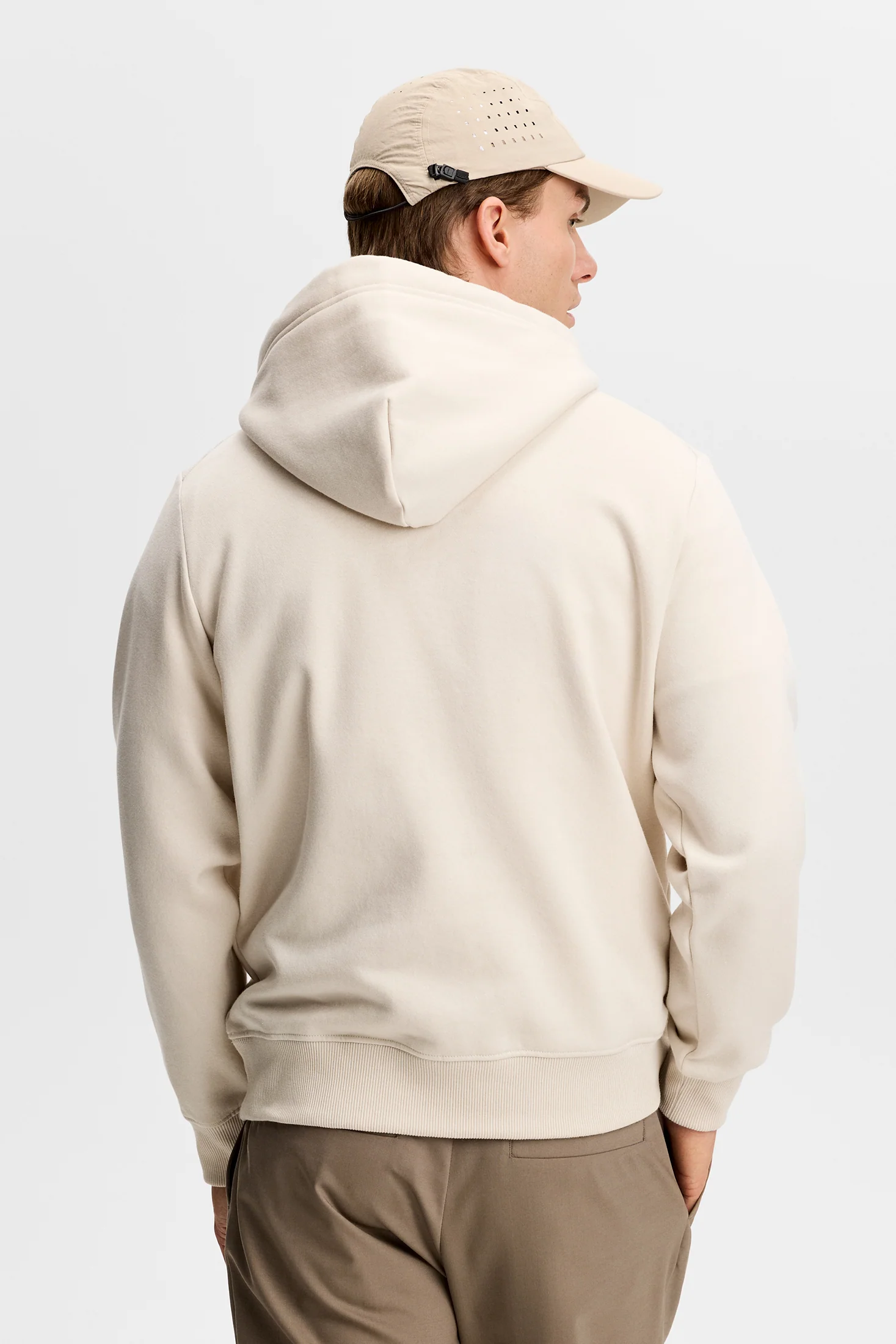 Alpha Hood / Moonbeam - Image 3