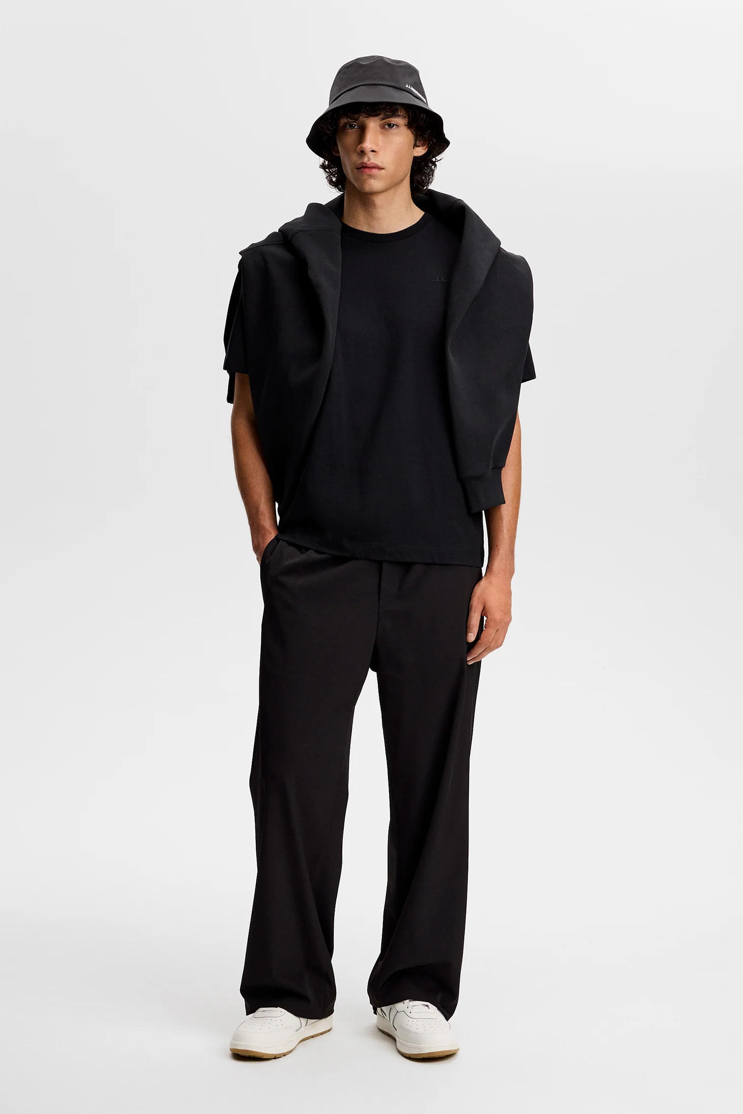 Alpha T-shirt / Black - Image 4