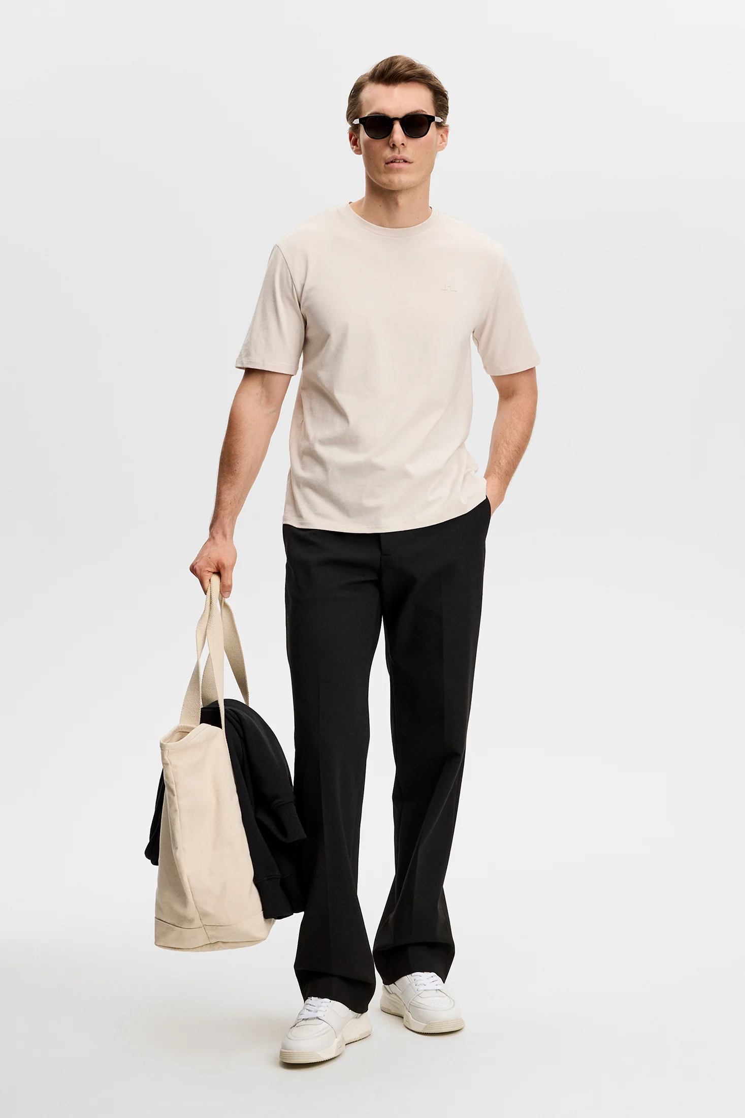 Alpha T-shirt / Moonbeam - Image 4