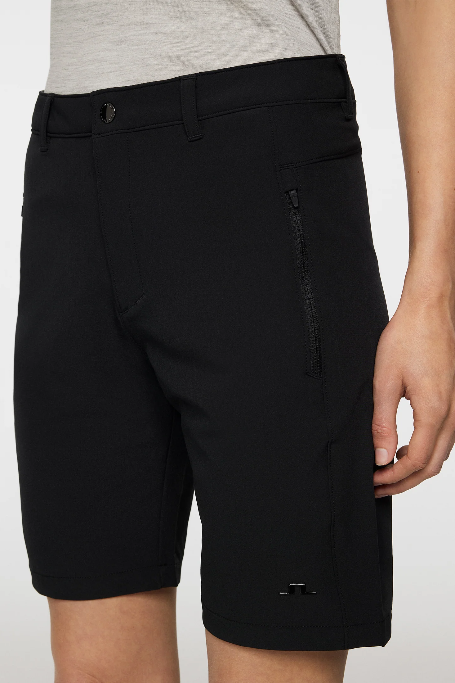 Angie Shorts / Black - Image 5