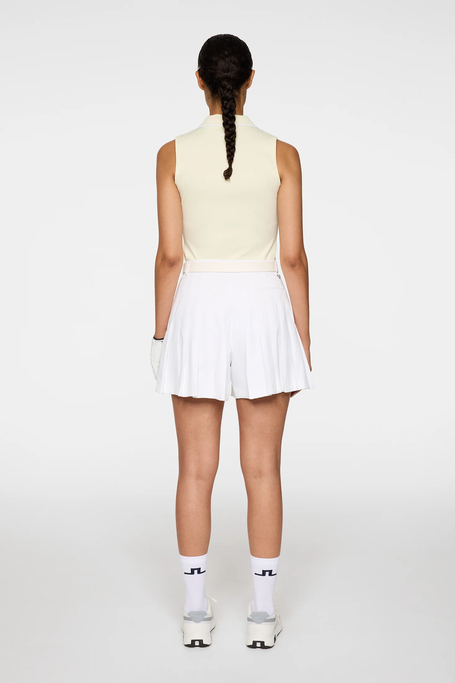 Arella Pleated Shorts / White - Image 3