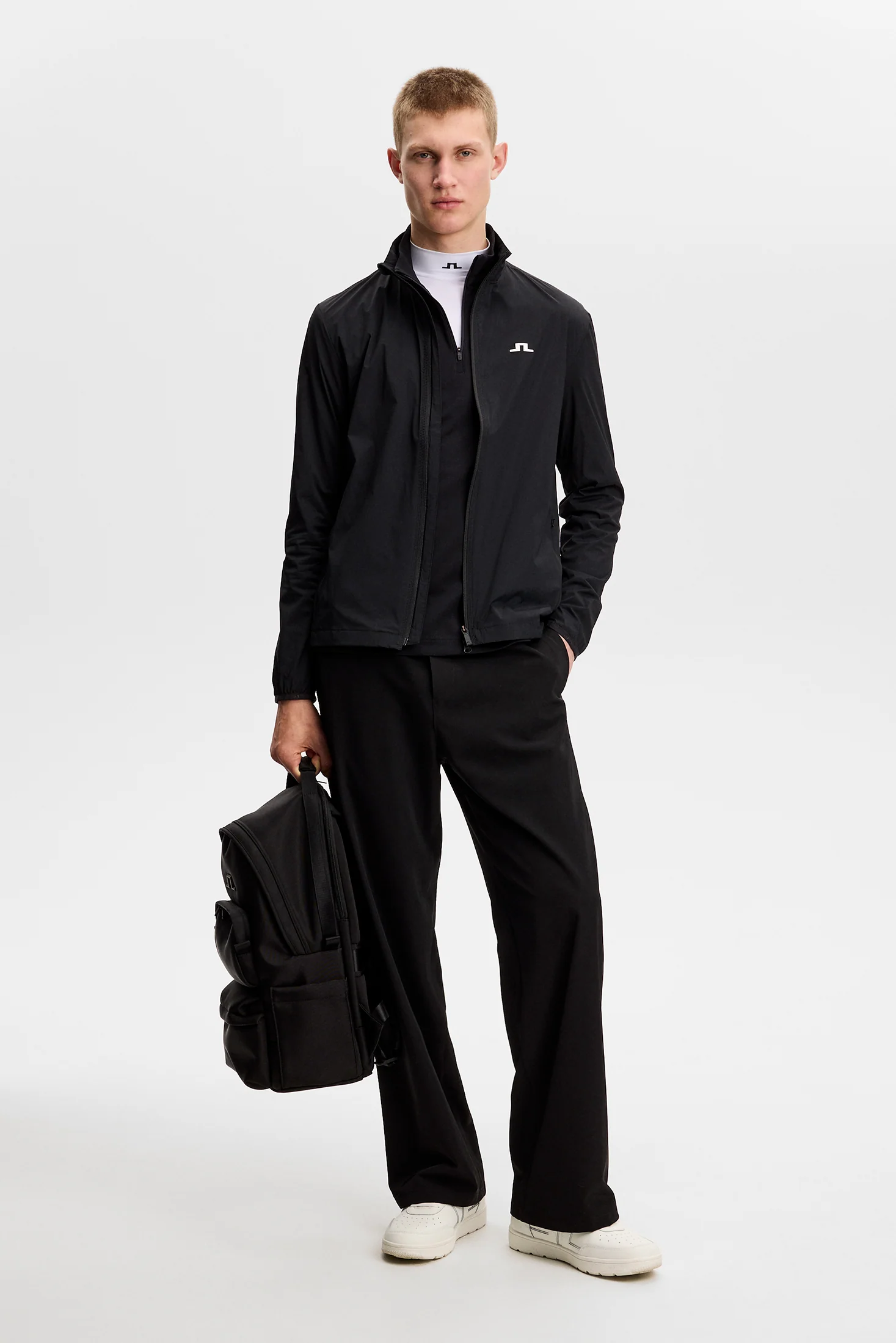 Ash Light Packable Jacket / Black - Image 4