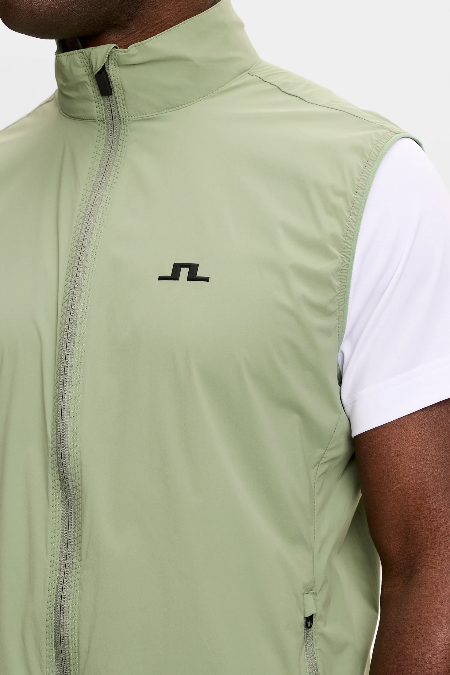 Ash Light Packable Vest / Hedge Green - Image 6