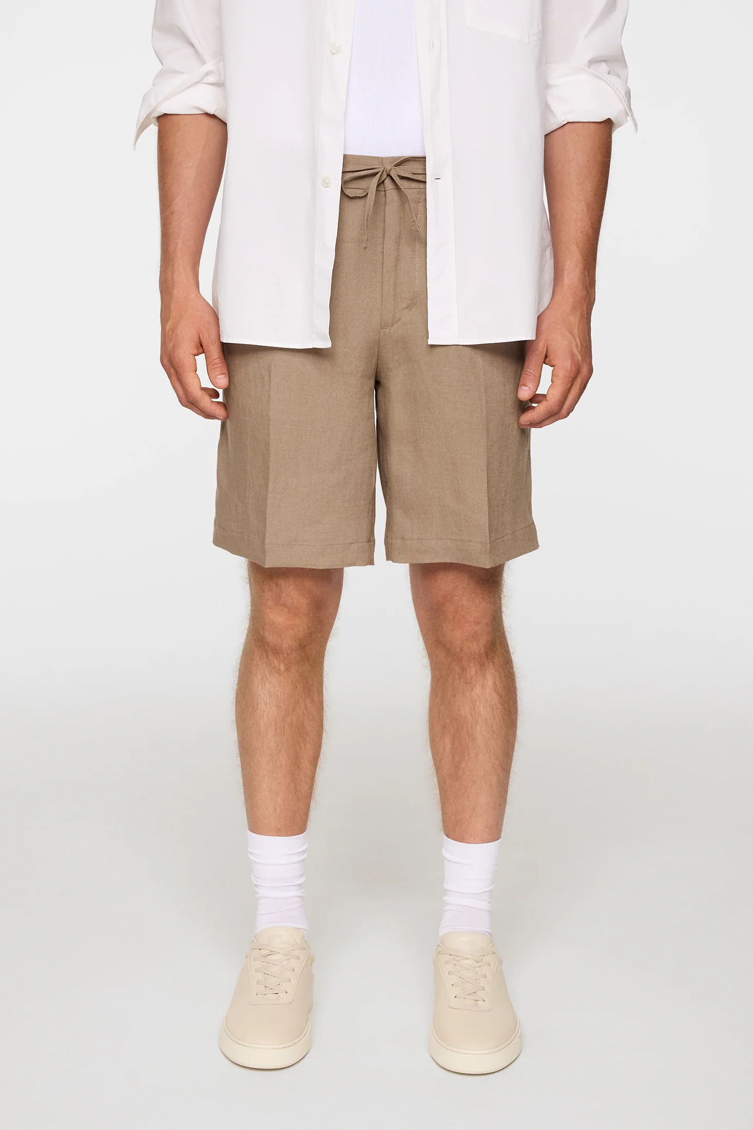 Brady Drape Linen Shorts / Sepia Tint - Image 2