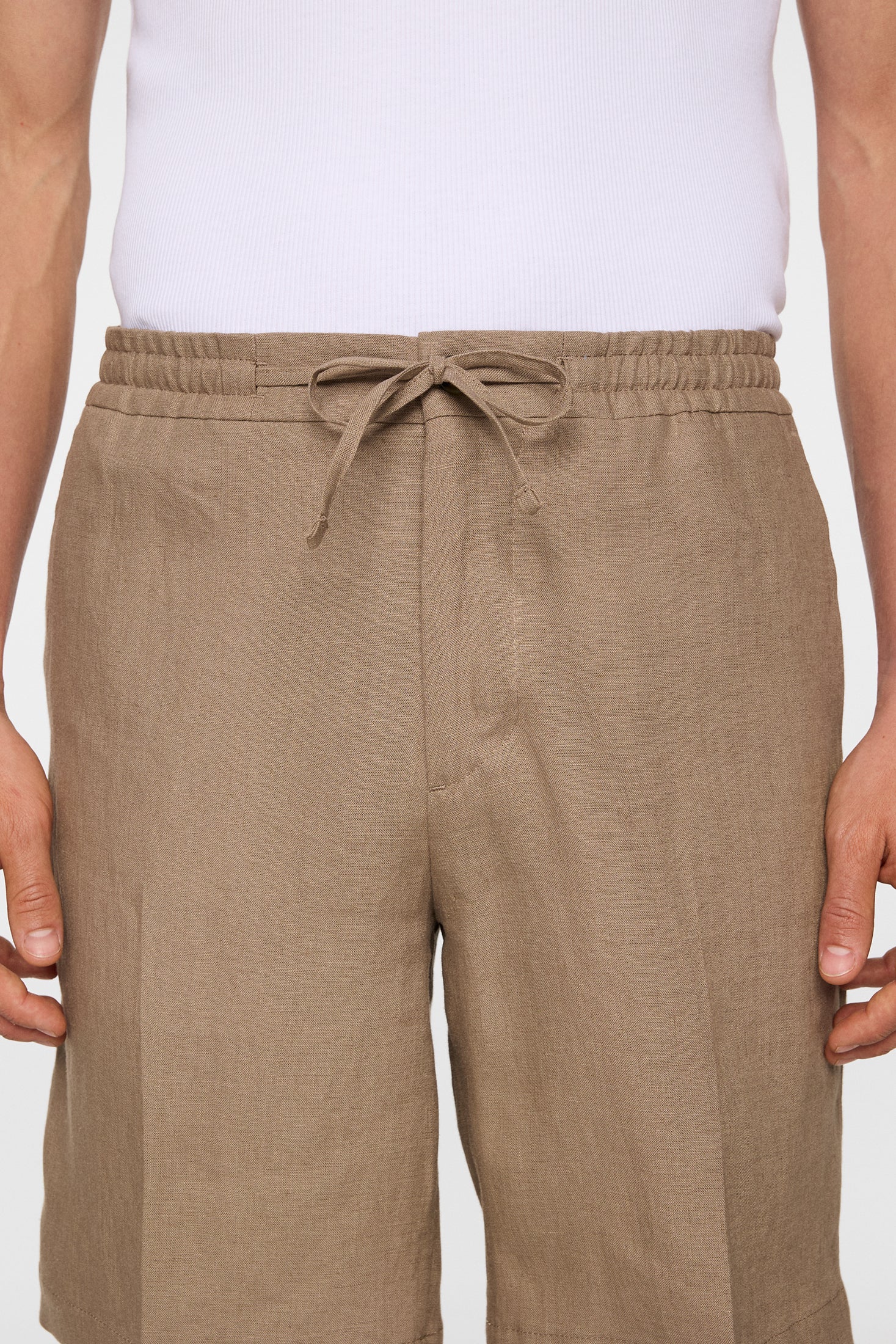 Brady Drape Linen Shorts / Sepia Tint - Image 5