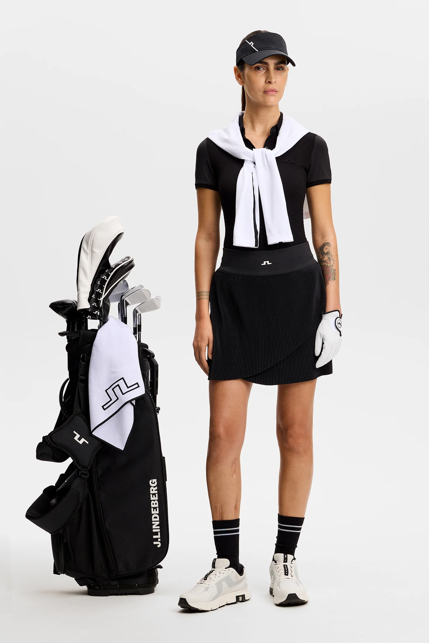 Brit Skirt / Black - Image 4