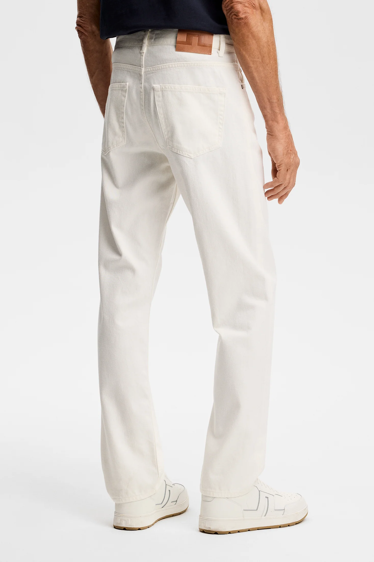 Cody White Reg Jeans / White - Image 4