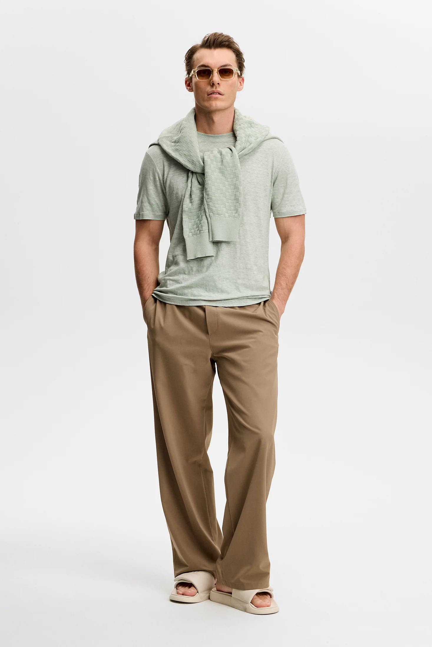 Coma Linen Tee / Jadeite - Image 4