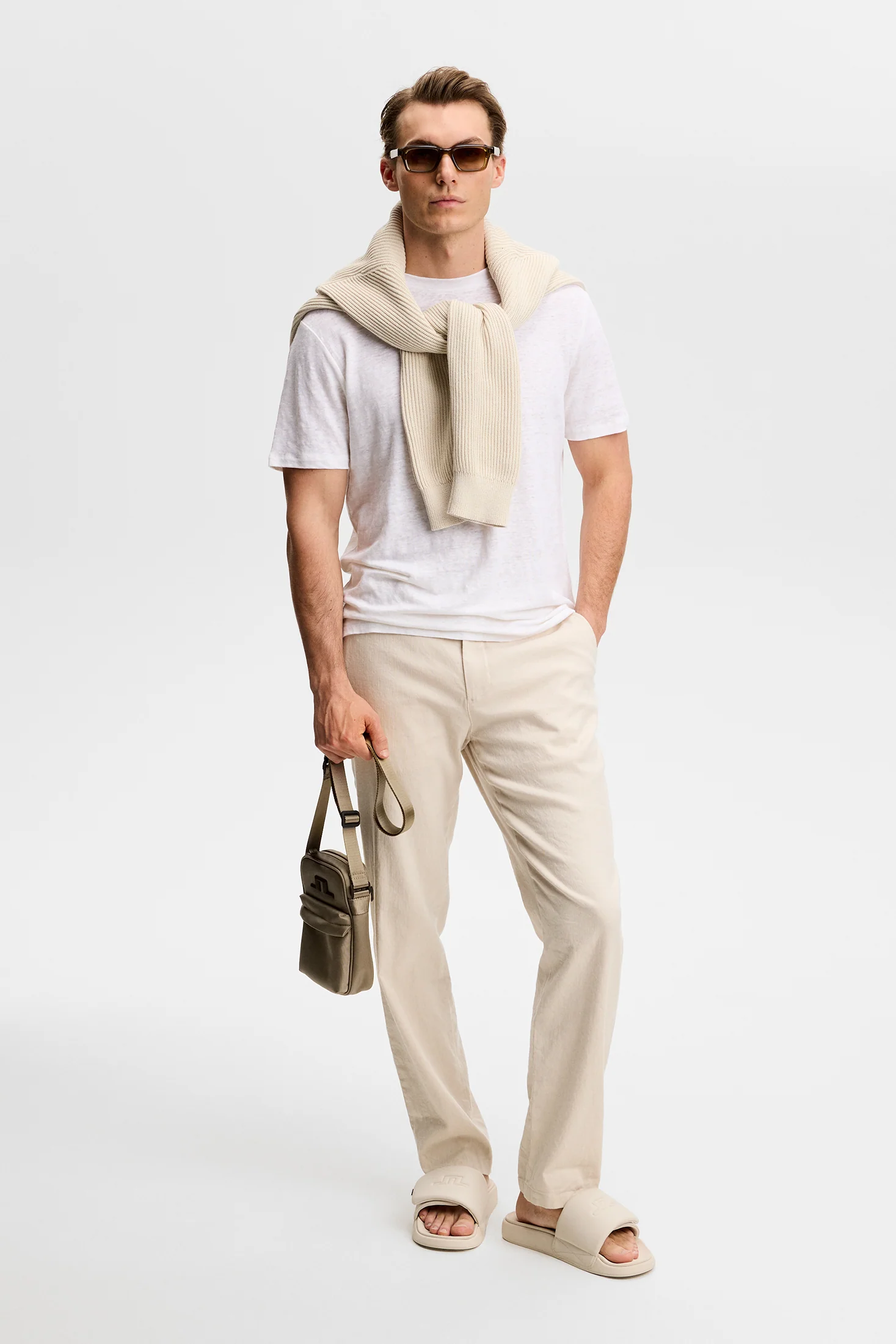 Coma Linen Tee / White - Image 4