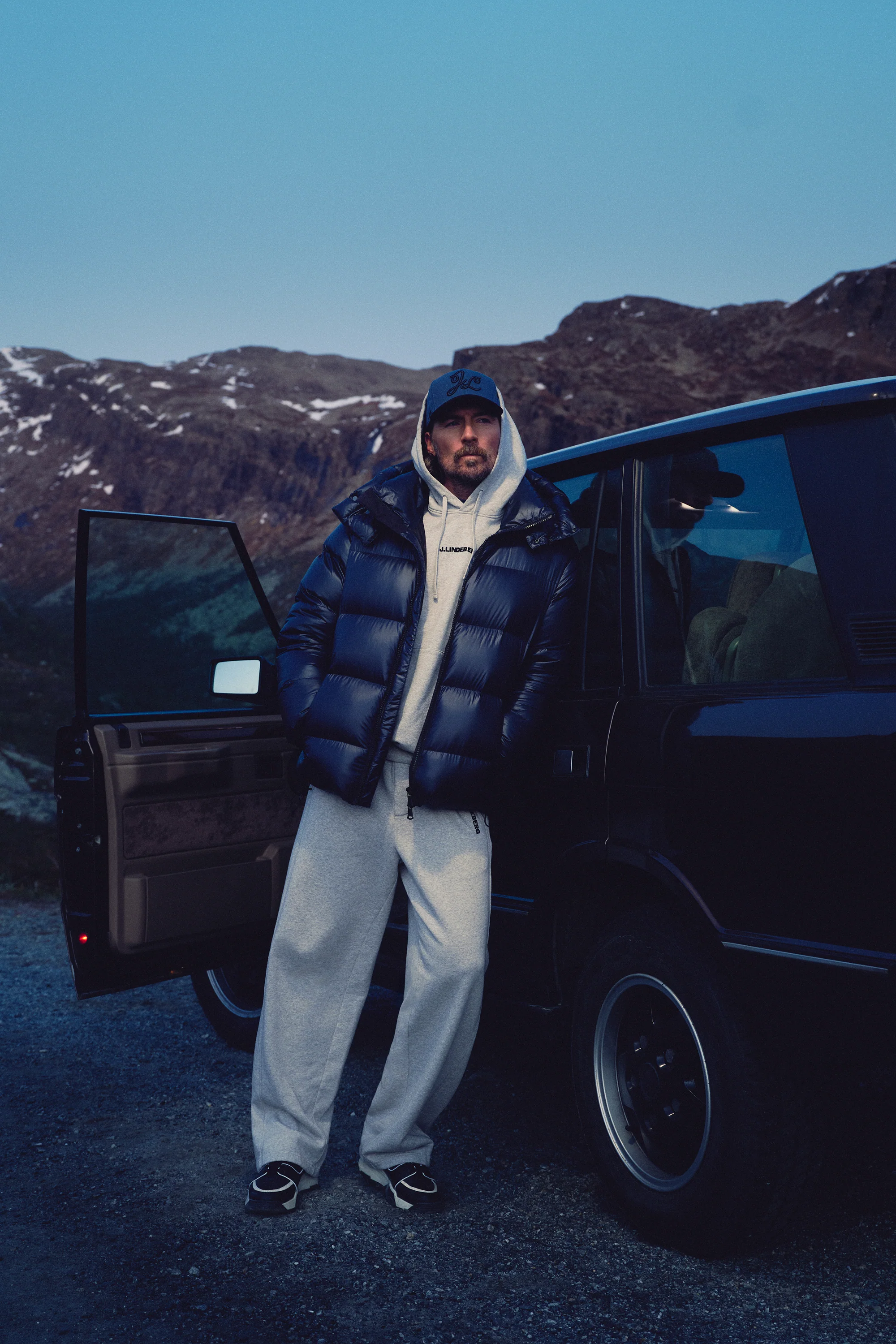 Creek Down Jacket / Black - Image 7