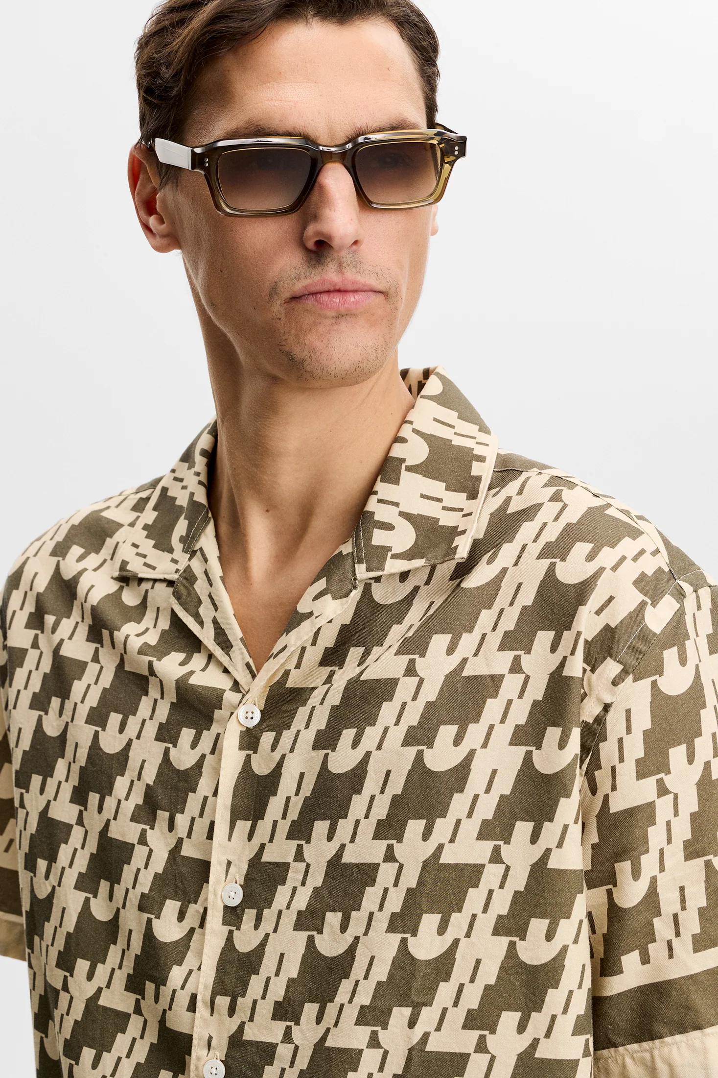 Ellis Border Resort Shirt / JL Glitch Kalamata - Image 5