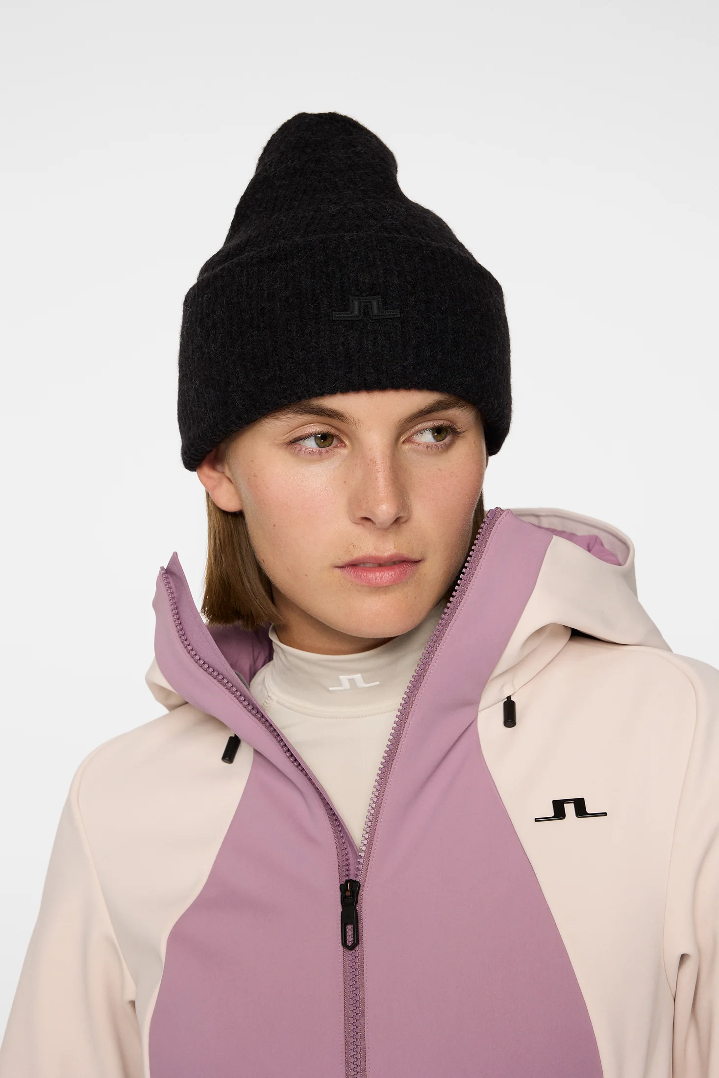 Elsa Beanie / Black - Image 3