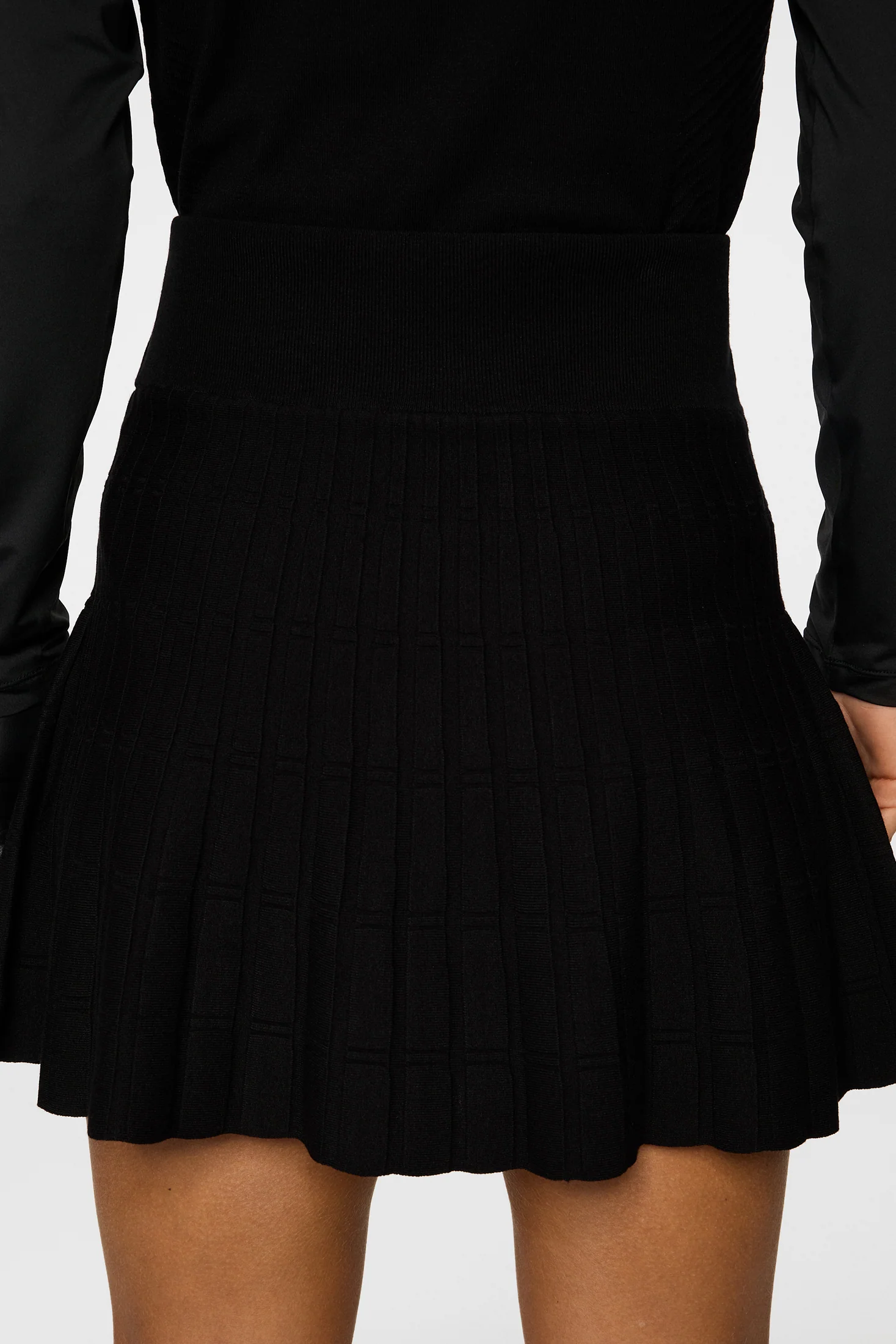 Esmeralda Knitted Skirt / Black - Image 6