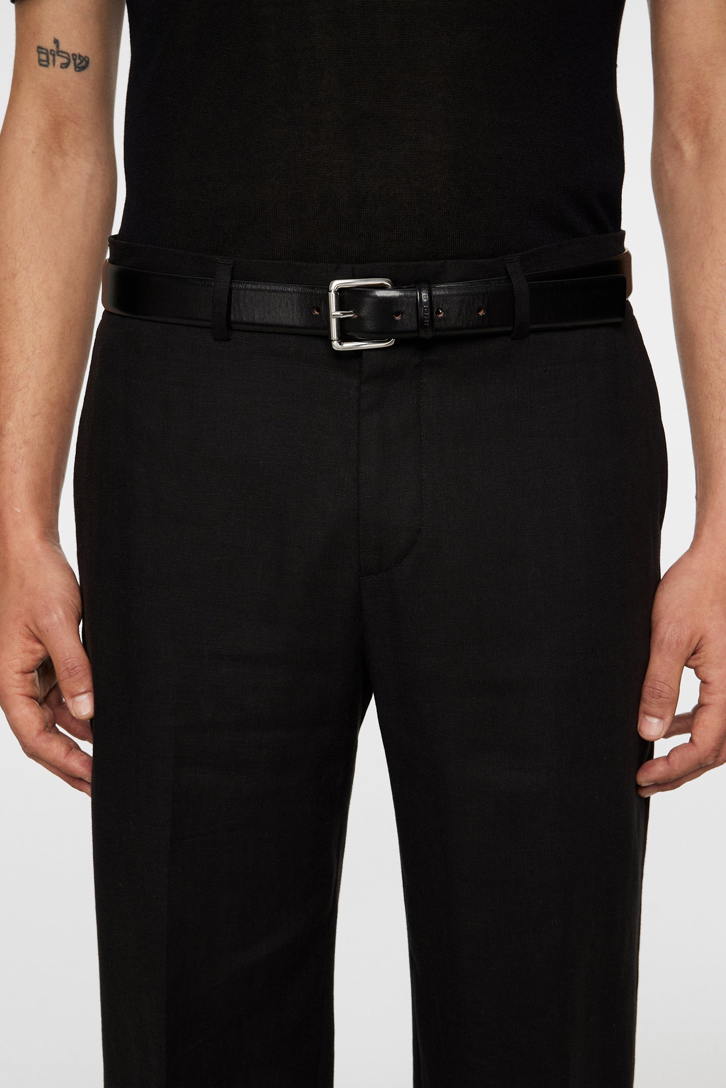 Gabi Super Linen Pants / Black - Image 5