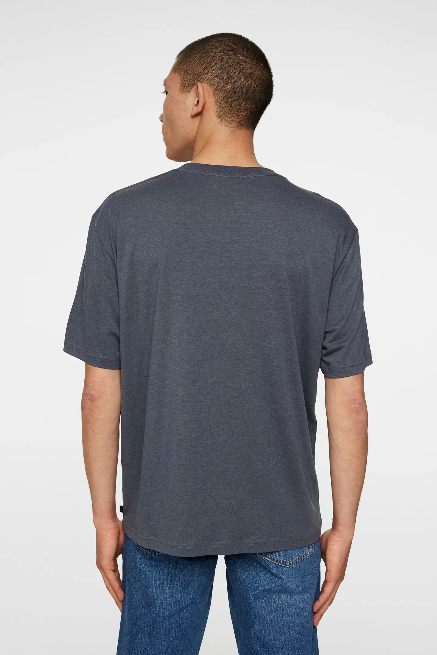 Hale Light Lyocell T-shirt / Ombre Blue - Image 3