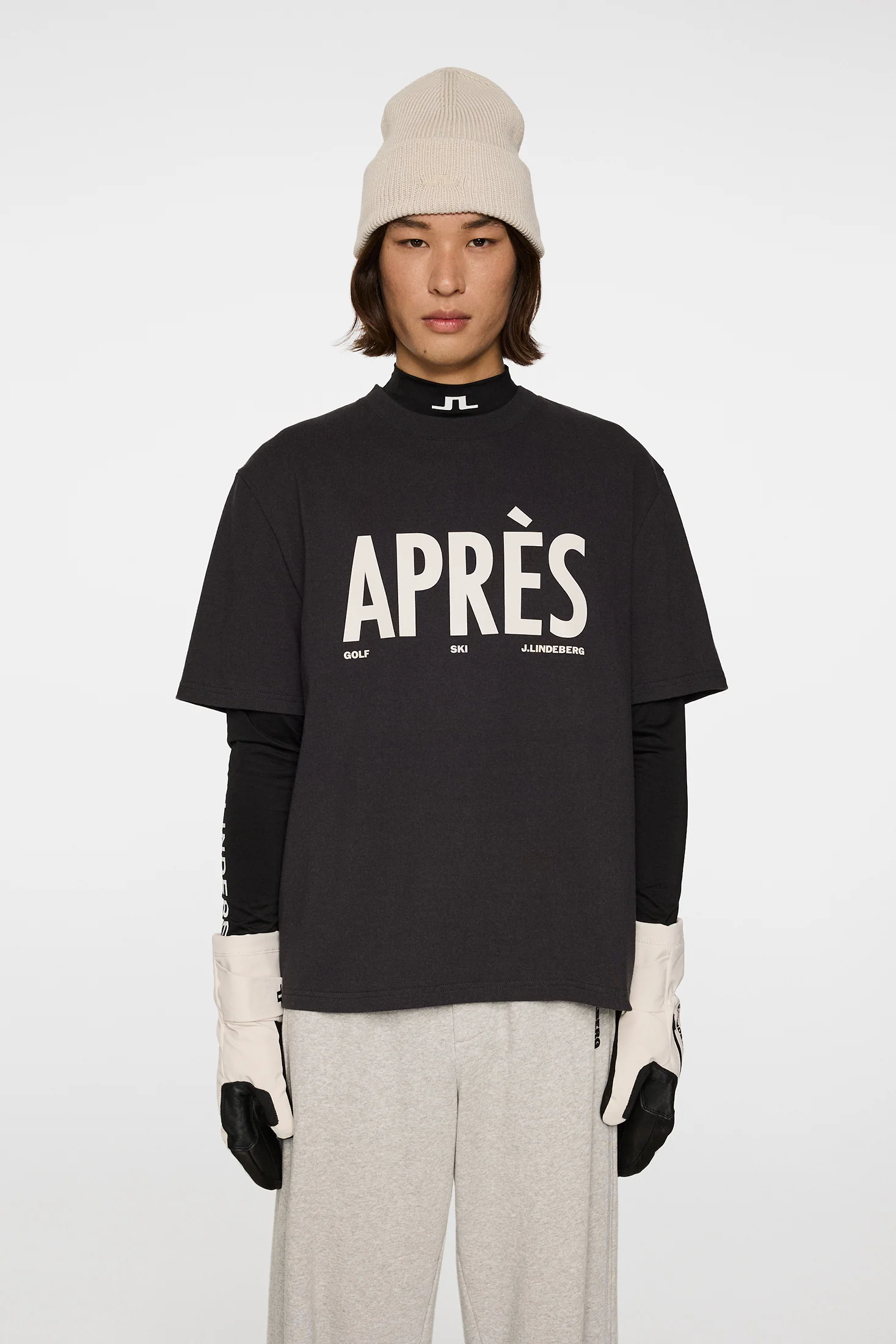 Hale Seasonal Logo T-shirt / Black - Image 2