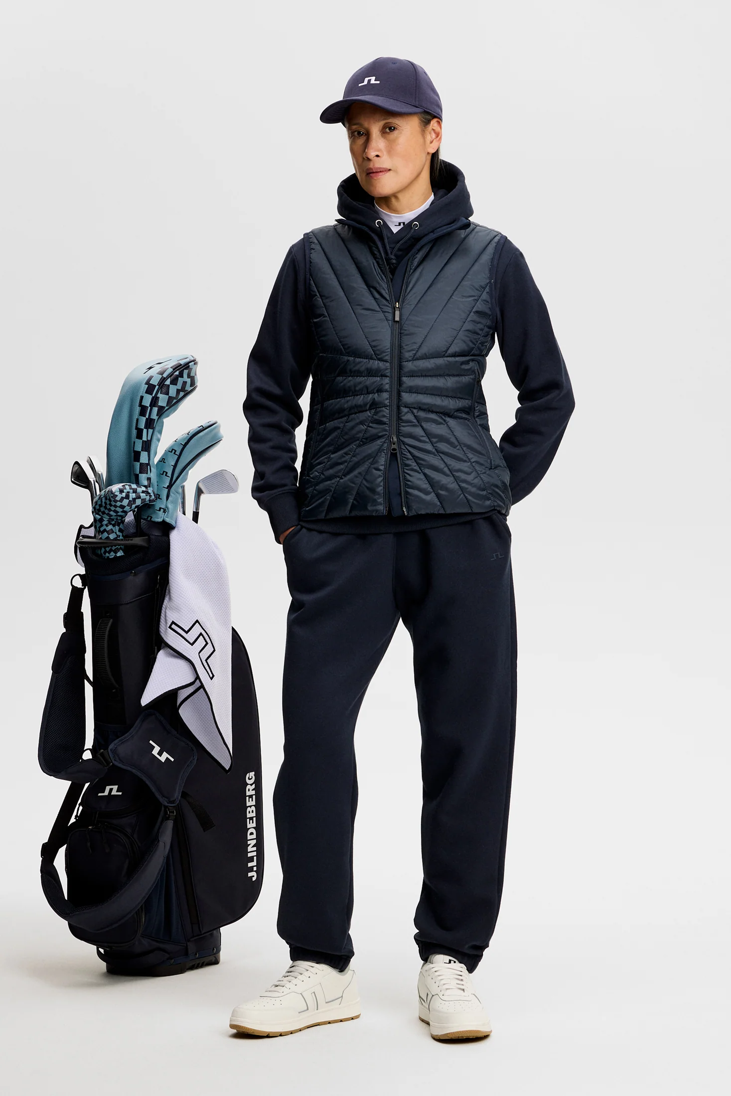 Holma Quilt Hybrid Vest / JL Navy - Image 4