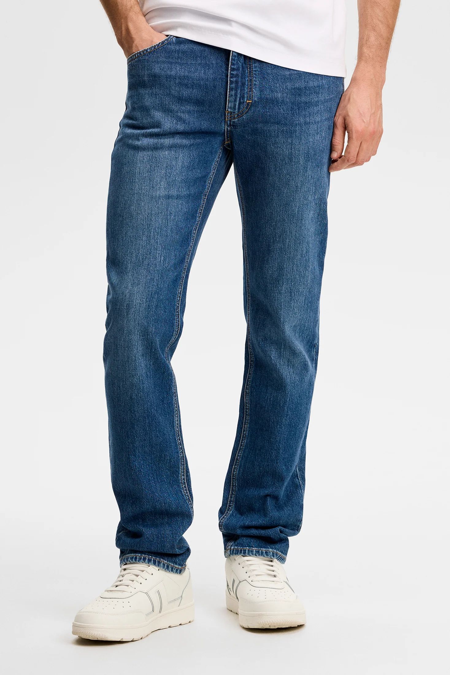 Jax Mid Wash Slim Jeans / Mid Blue - Image 3