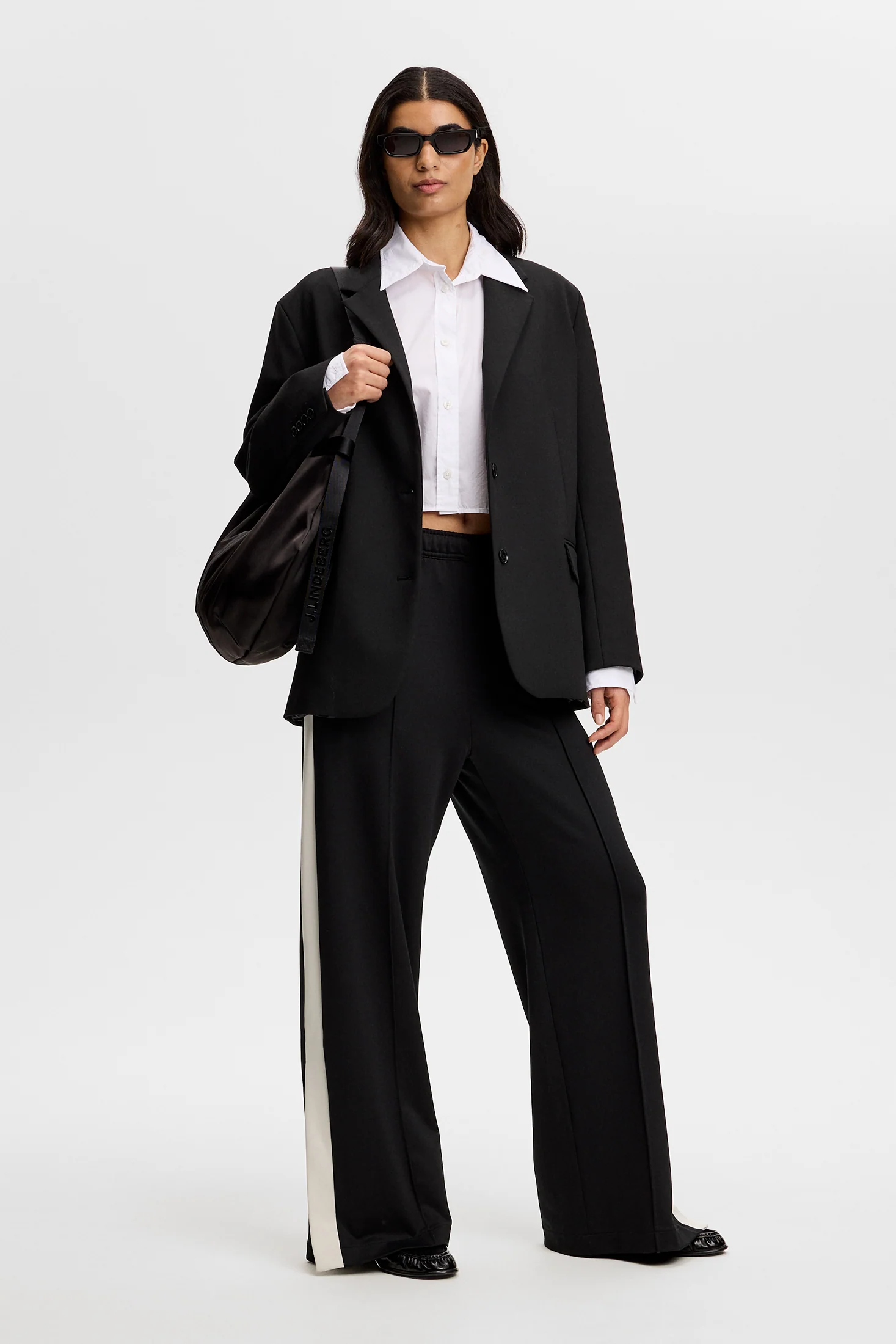 Jelina Cotton Solid Shirt / White - Image 5