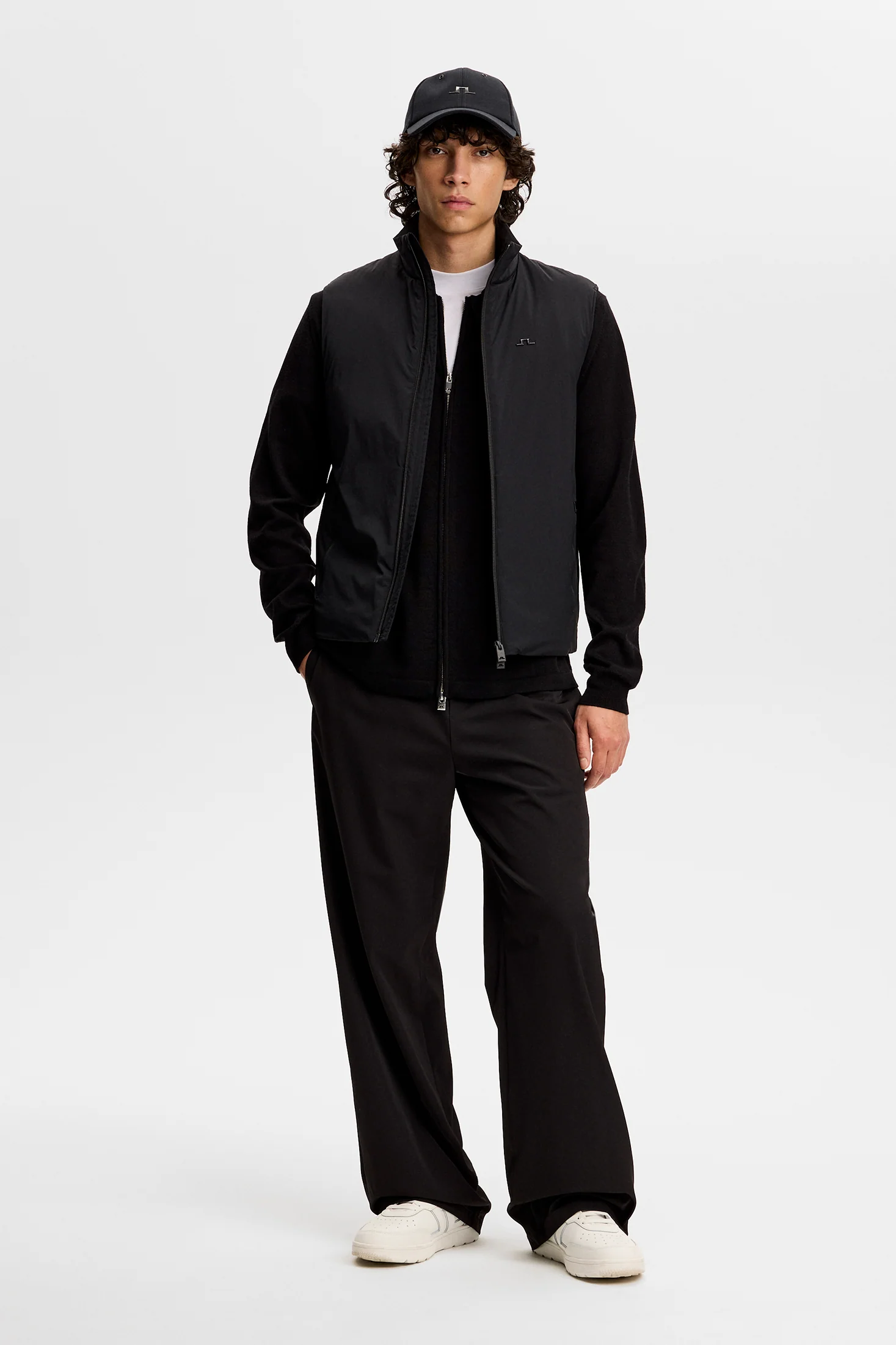 Kaleb Merino Cardigan / Black - Image 3