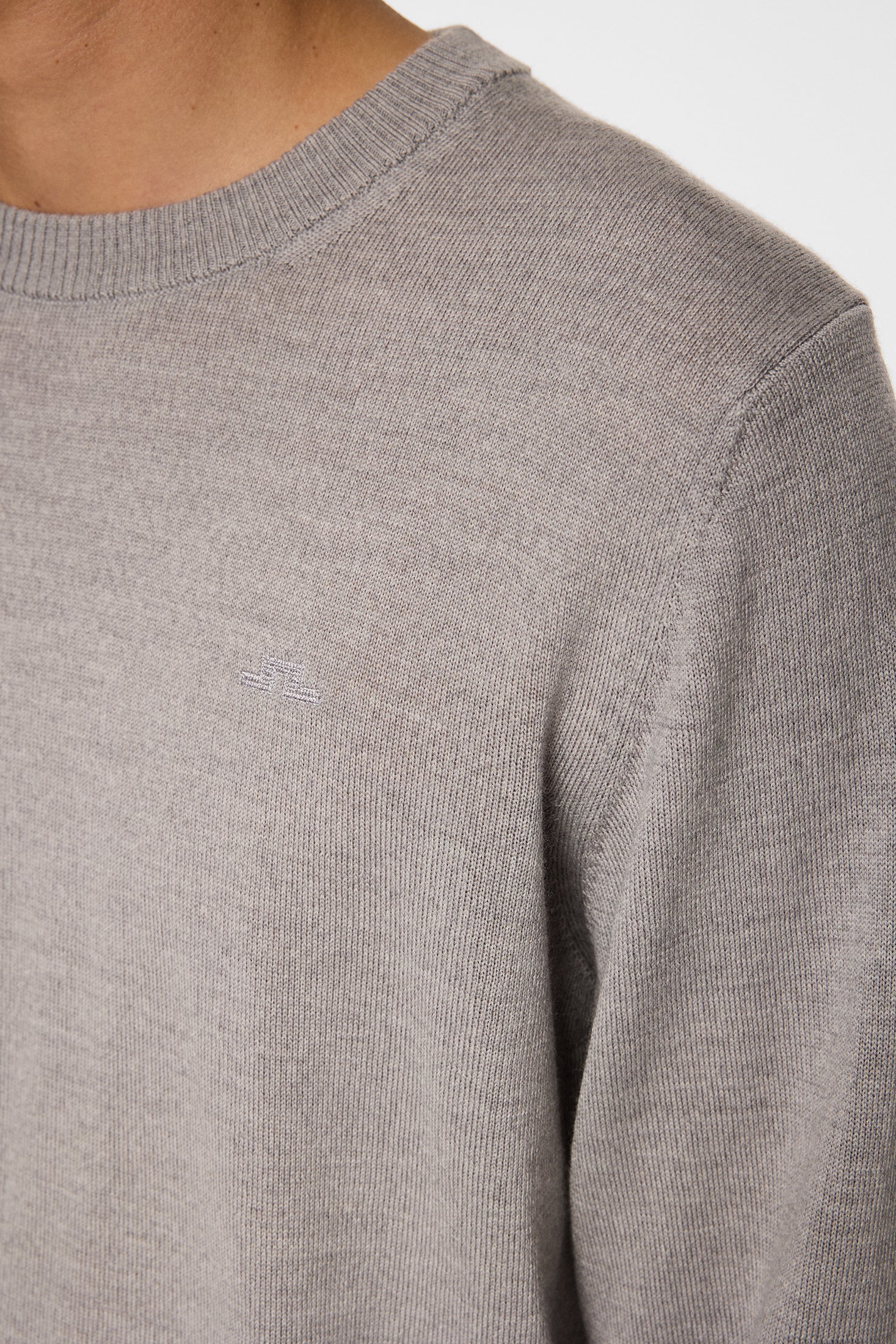 Keane Merino Crew Neck / Light Grey Melange - Image 6