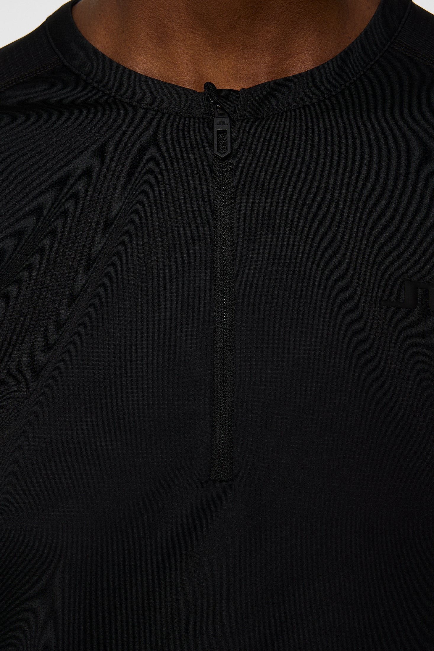 Landa T-shirt / Black - Image 7