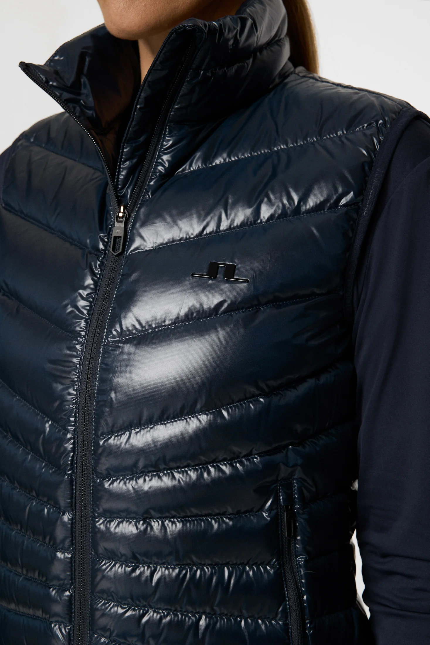Lara Light Down Vest / JL Navy - Image 6