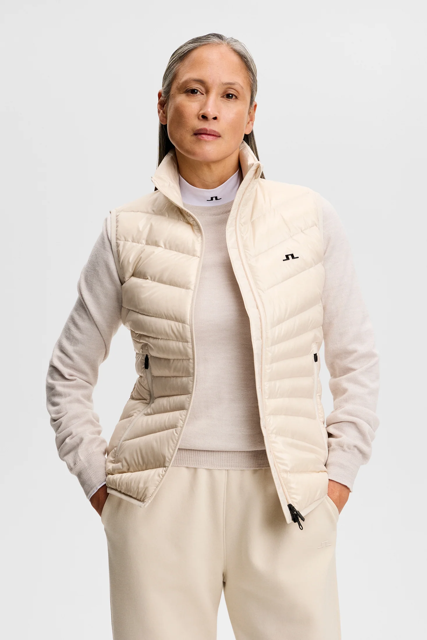 Lara Light Down Vest / Moonbeam - Image 2