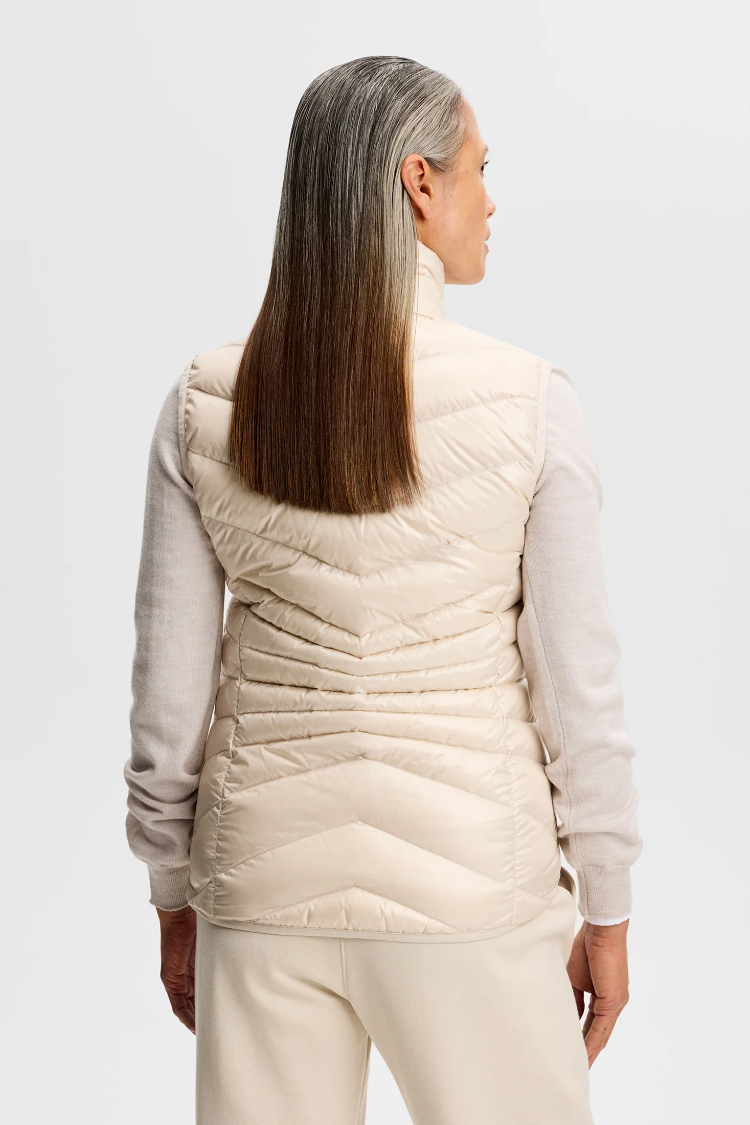 Lara Light Down Vest / Moonbeam - Image 3
