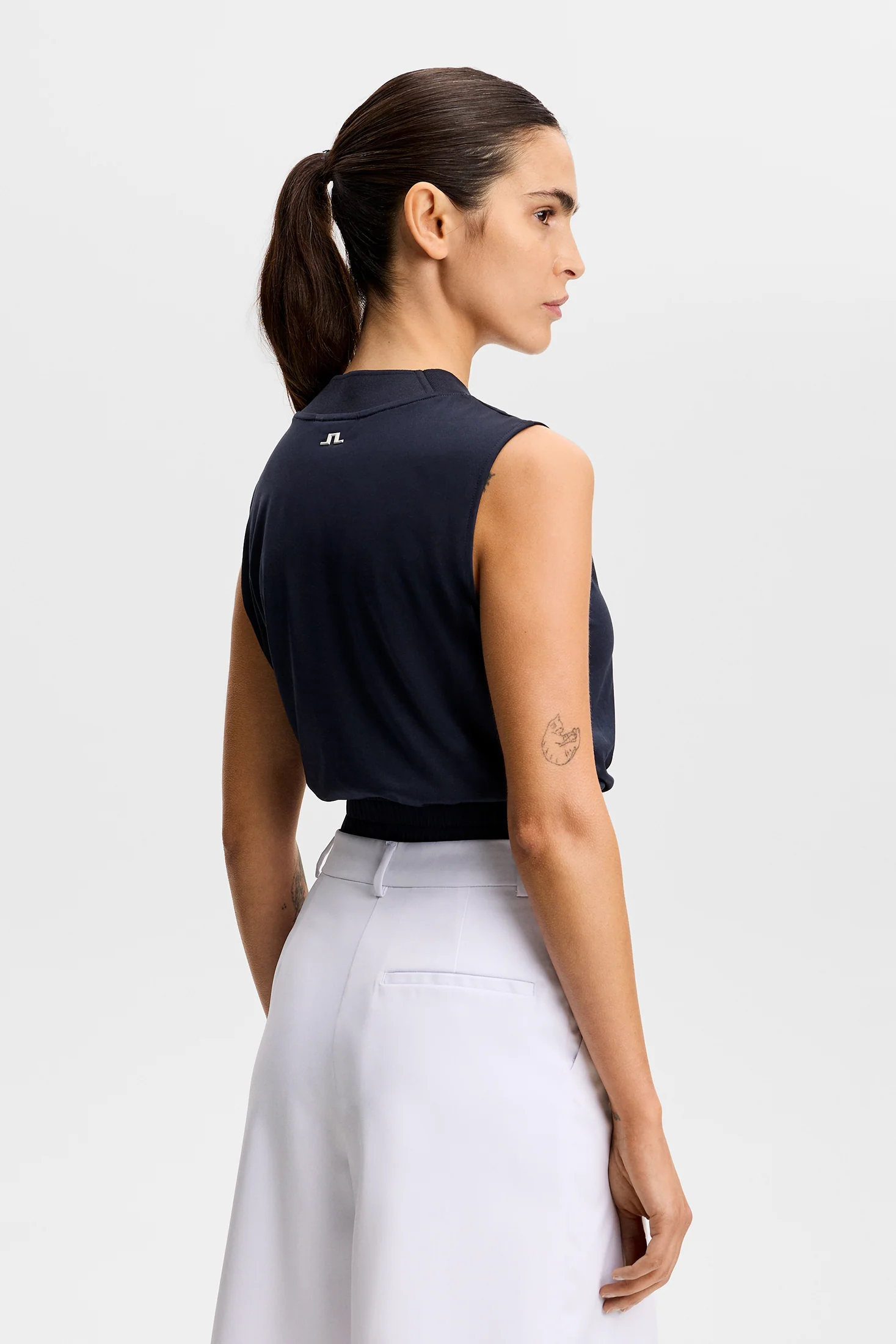 Liny Sleeveless Top / JL Navy - Image 3