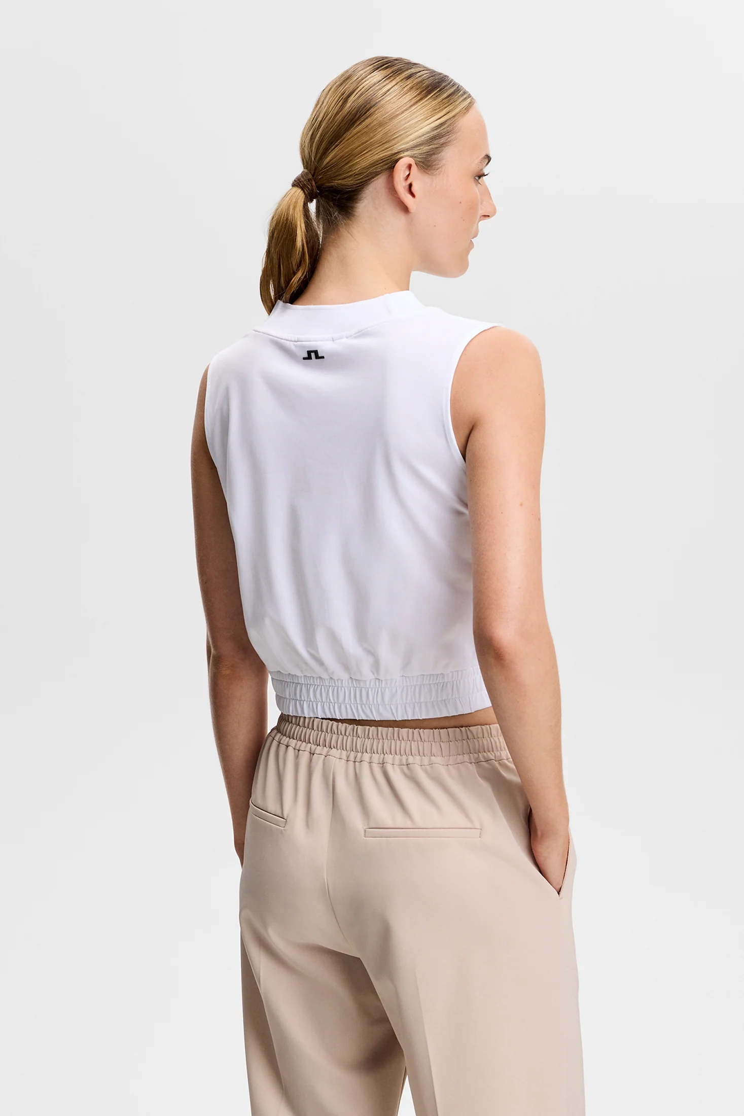 Liny Sleeveless Top / White - Image 3