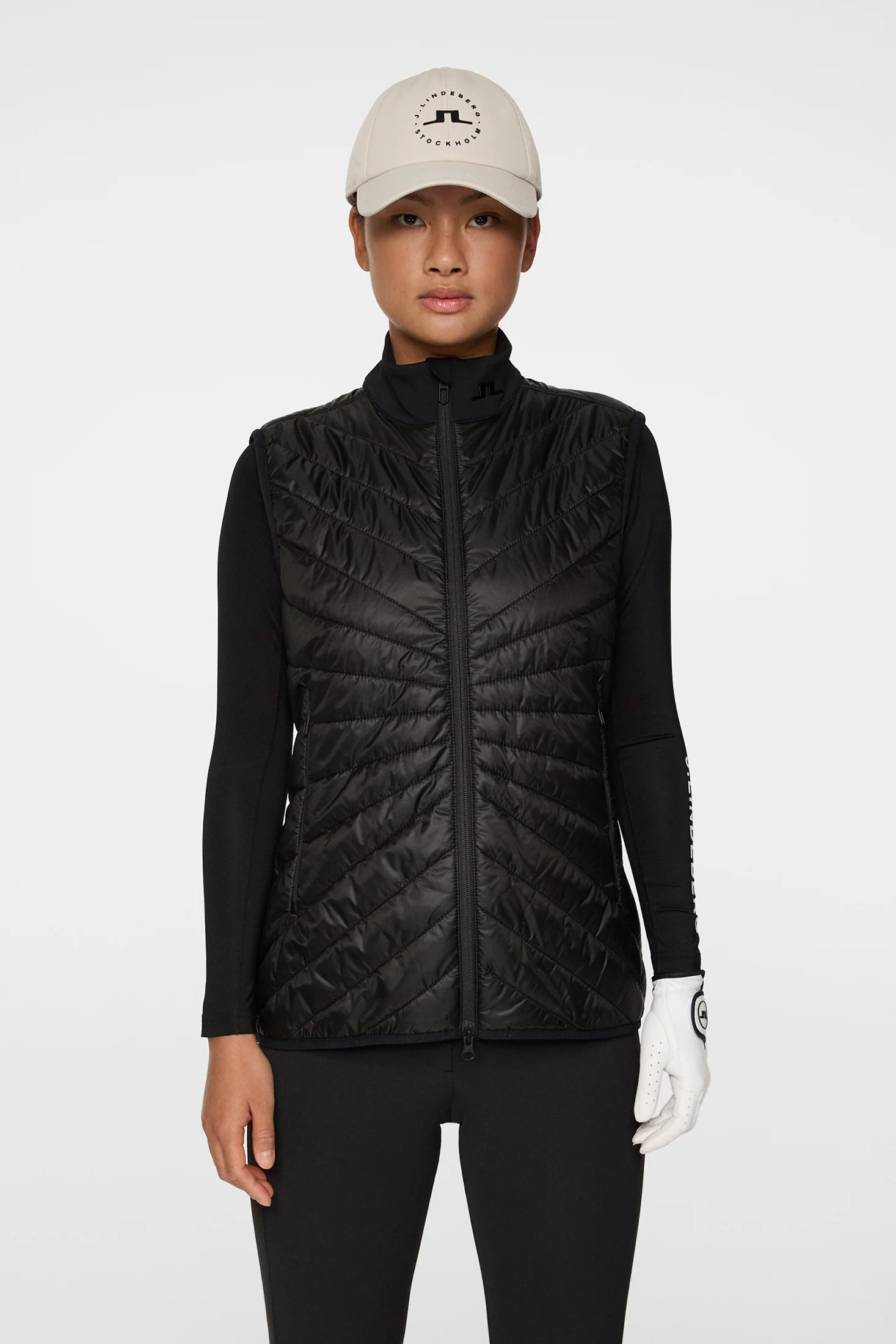 Madde Quilt Hybrid Vest / Black - Image 2