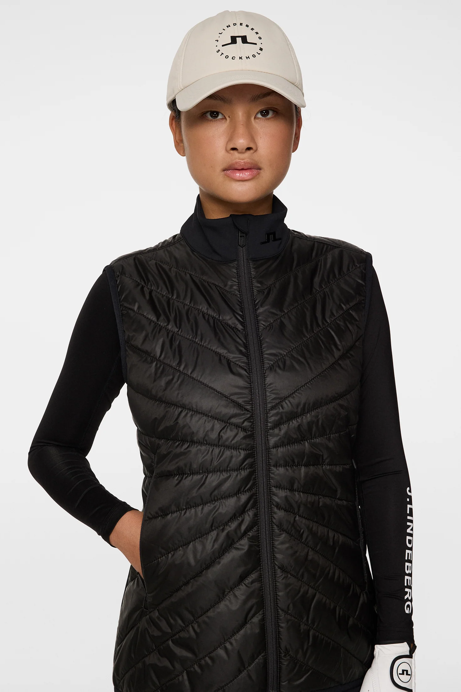 Madde Quilt Hybrid Vest / Black - Image 5