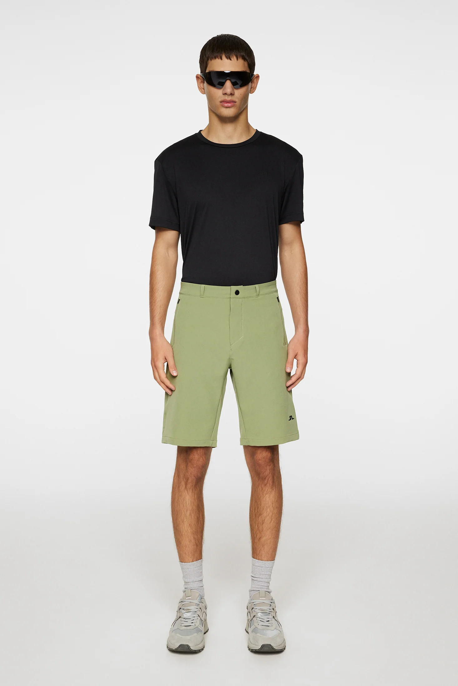 Marko Shorts / Oil Green - Image 4