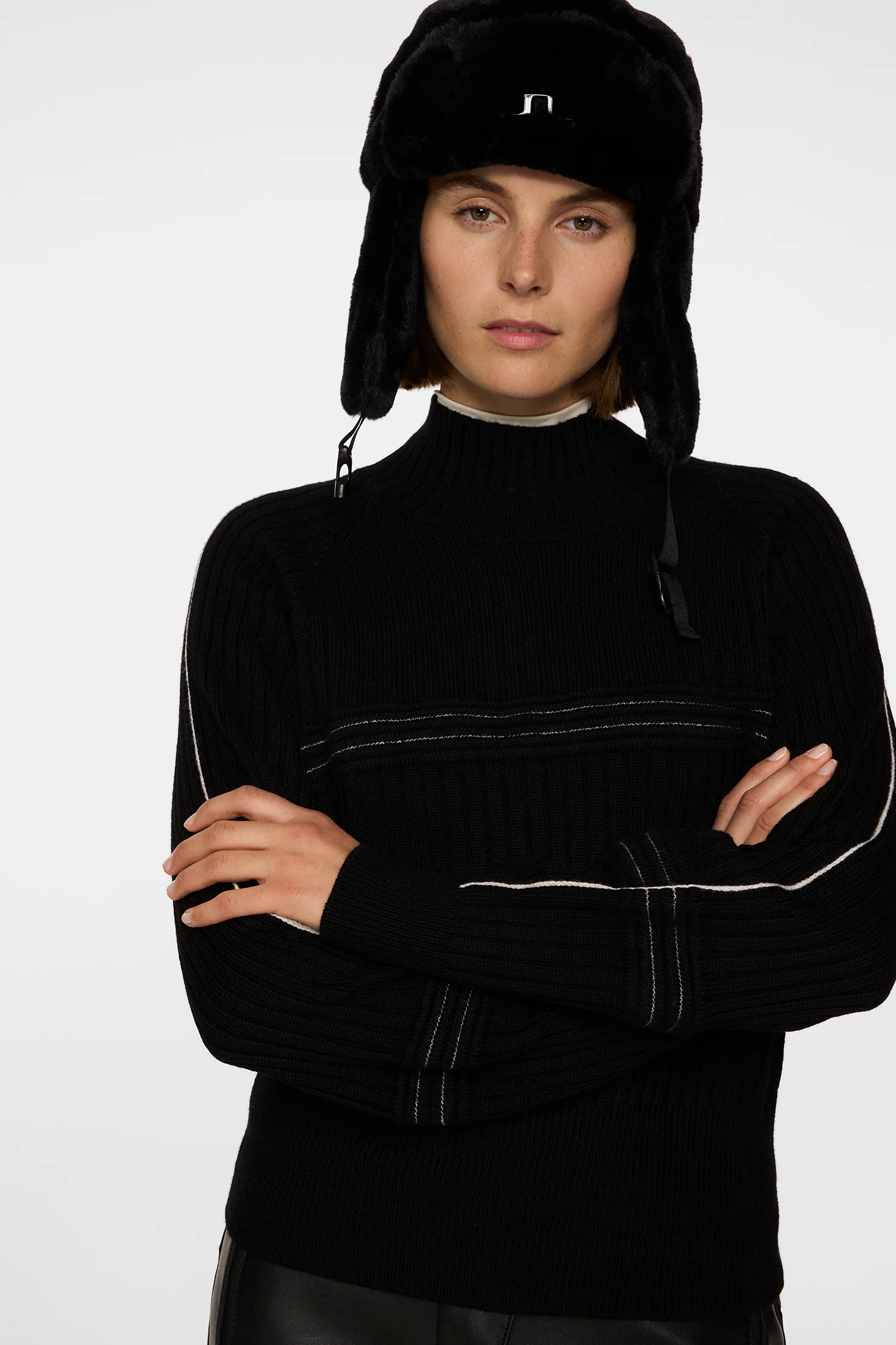 Nora Knitted Sweater / Black - Image 5