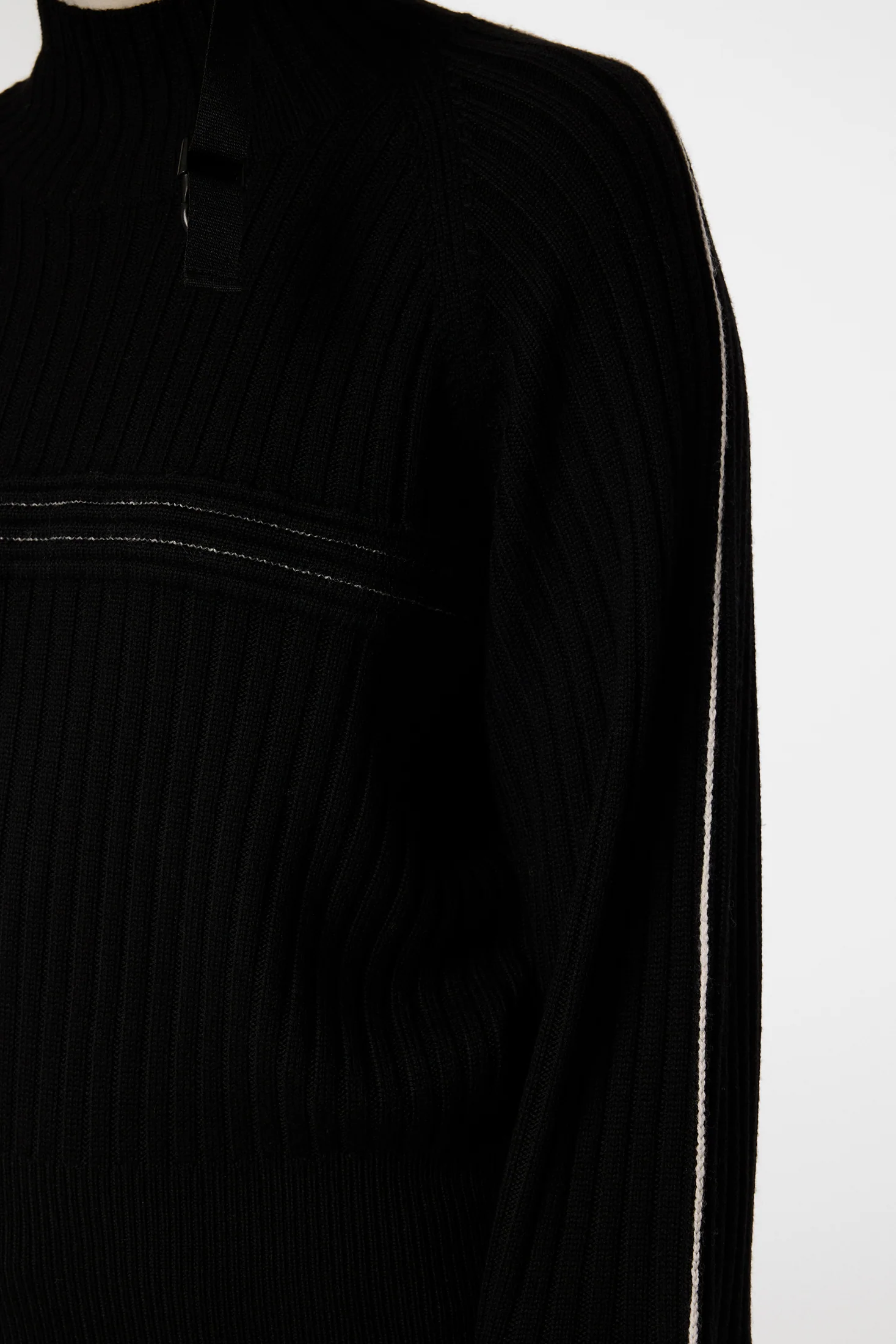 Nora Knitted Sweater / Black - Image 6
