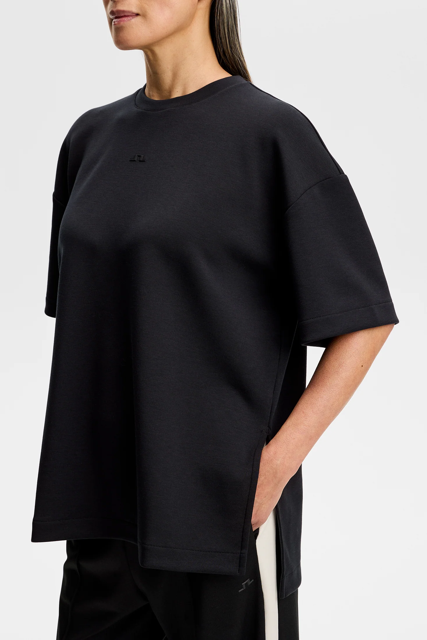 Rina T-shirt / Black - Image 6