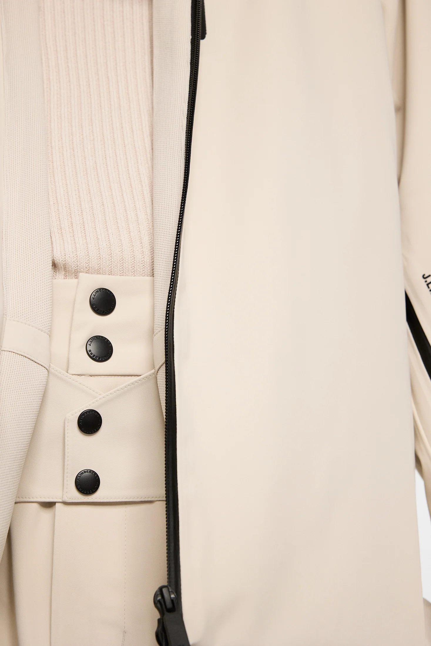 Solarcore Shell Jacket / Moonbeam - Image 7